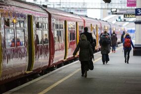 transport delays costing UK economy 