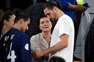 adrien rabiot mum veronique man utd