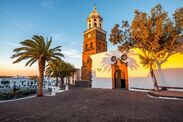 lanzarote tourists canary island teguise