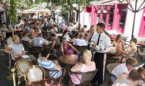 Majorca restaurant panic tourist figures fall