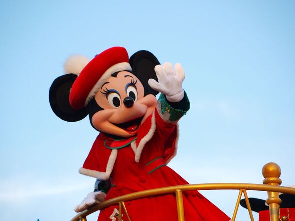 minnie mouse unmasked at holiday parents horrified