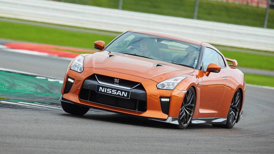 Nissan GT-R 2019 tem presença confirmada no Salão do Automóvel