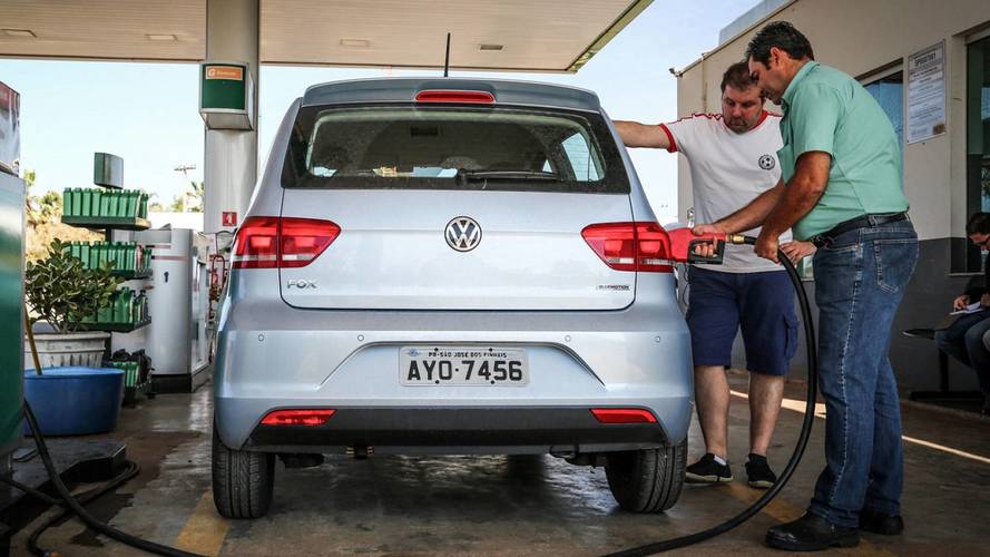 Gasolina e etanol encerram 2024 em alta com aumento em dezembro