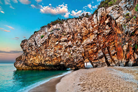 La spiaggia di Mylopotamos