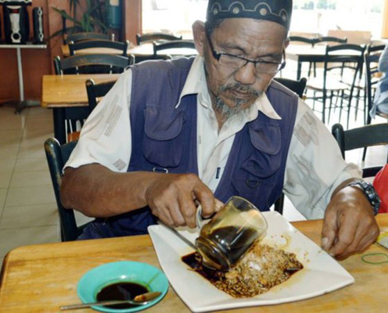 Makan Nasi Kuah Kopi O