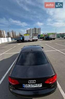 Седан Audi A4 2011 в Черкасах