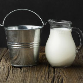 Front-view-organic-milk jug