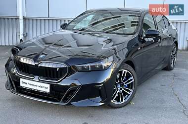 Седан BMW i5 2024 в Дніпрі