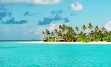 Ferieboliger ved stranden på Maldivene