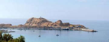 Stugor i LʼÎle-Rousse