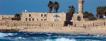 Mga hotel sa Caesarea