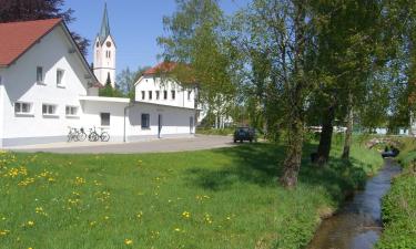 Hoteles con estacionamiento en Schwaighausen