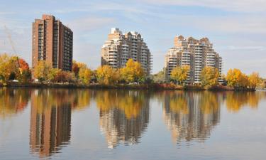 Hôtels à Laval