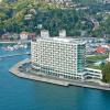 Hotel dengan parkir di Tarabya