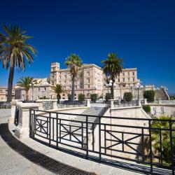 Cagliari 1060 hoteluri