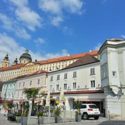 Melk 21 hoteluri