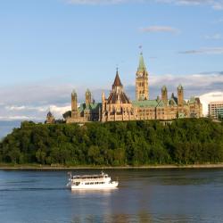 Ottawa 70 pet-friendly hotel