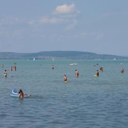 Balatonfenyves 73 case de vacanţă