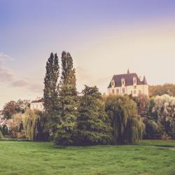 Châteauroux 43 of the holiday homes