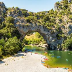 Vallon-Pont-dʼArc 3 Wellnesshotels