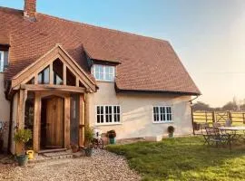 2 Beds & living in our idyllic country Cottage