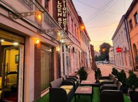 Boutique Hotel Golden Star, hotell i Tuzla