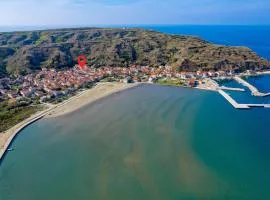 Amazing Home In Susak With Kitchen