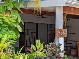 Dhoadhi Retreat: Thulusdhoo şehrinde bir otel