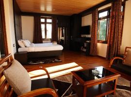 Daiatei Homestay - BnB: Shillong şehrinde bir otel