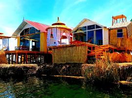 Uros Lake Titicaca Lodge, hotell sihtkohas Puno