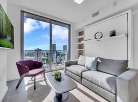 Modern 1 Bed Condo across from Bayside in Downtown, hotel di Miami