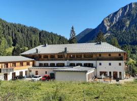 BLSV Sportcamp direkt im Wandergebiet Spitzingsee, hostel sa Schliersee