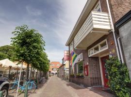 Hotel Oepkes, hotell i West-Terschelling