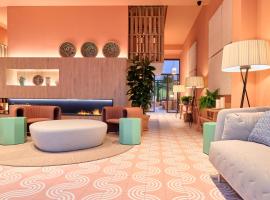 Boutique Hotel Luna Granada Centro، فندق في غرناطة