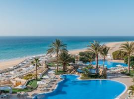 Iberostar Waves Playa Gaviotas All Inclusive، فندق في مورو جابل