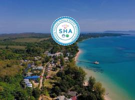 Twocans Resort KohMak - SHA: Ko Mak şehrinde bir otel