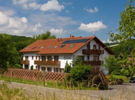 Hotel & Landgasthaus Pfeifertal, hotel Ramstein katonai repülőtér - RMS környékén Eulenbisben