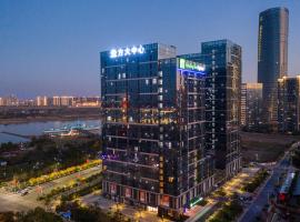 Holiday Inn Express Nanchang Riverside, an IHG Hotel, hotel di Nanchang