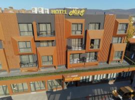 Hotel NIKS, hotel en Sevlievo