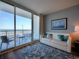 Spectacular Ocean Front Real 1 Bedroom Condo, 2 Ba