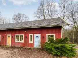 Beautiful Apartment In Värnamo With Kitchen