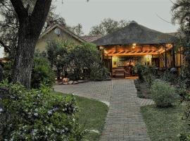 Sunbird Lodge, hotel v mestu Phalaborwa