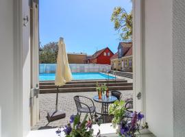 Apartment Thyrne - 500m from the sea in Bornholm by Interhome, khách sạn ở Gudhjem