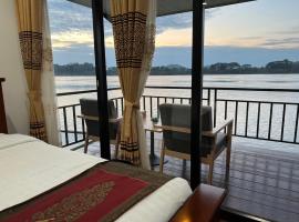 Riverside Chiangkhan: Ban Mai Ta Saeng şehrinde bir otel