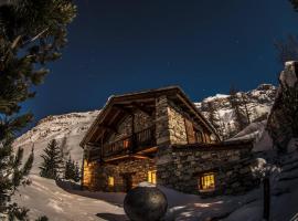 Magnifique Chalet au Calme près des Remontées Mécaniques à Val-d'Isère - FR-1-519-32, hotel di Val dʼIsère