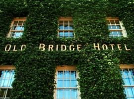 The Old Bridge, hotel Huntingdonban