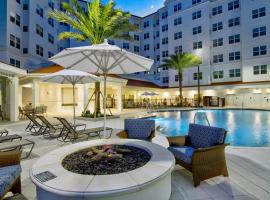 Residence Inn by Marriott Orlando at FLAMINGO CROSSINGS Town Center, hotel sa Orlando