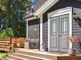 2 Bedroom Cozy Home In Halden