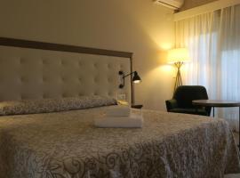 Hotel Playa Canet: Canet de Berenguer'de bir otel