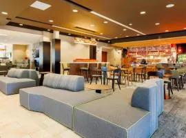 Courtyard by Marriott Dallas Arlington South